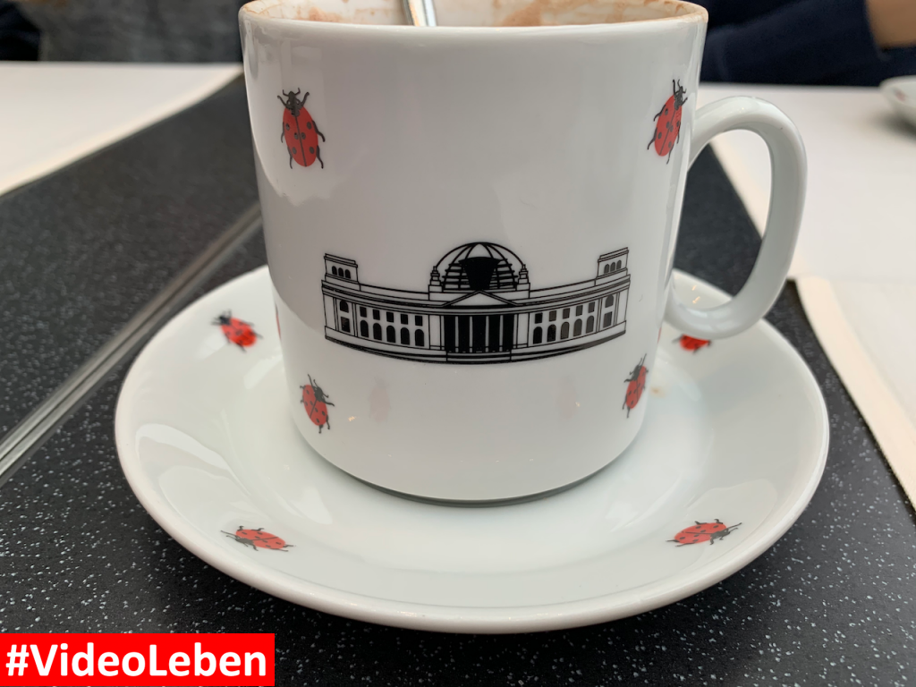 Kaffee im Café Käfer im Reichstag - Berlin - Videoleben